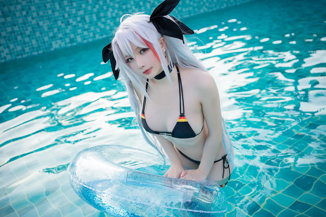 星之迟迟 Prinz Eugen Bikini-erohere0.webp